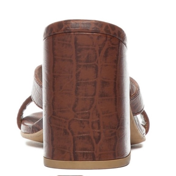 Free People Charlie V Brown Croc-Embossed Leather Block Heel Sandals size 39 - Picture 3 of 11